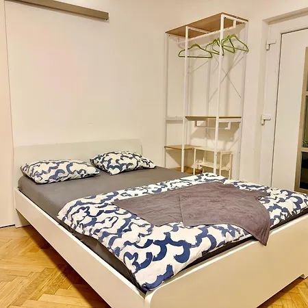 Cosy Near Metro U1 Gerasdorf bei Wien